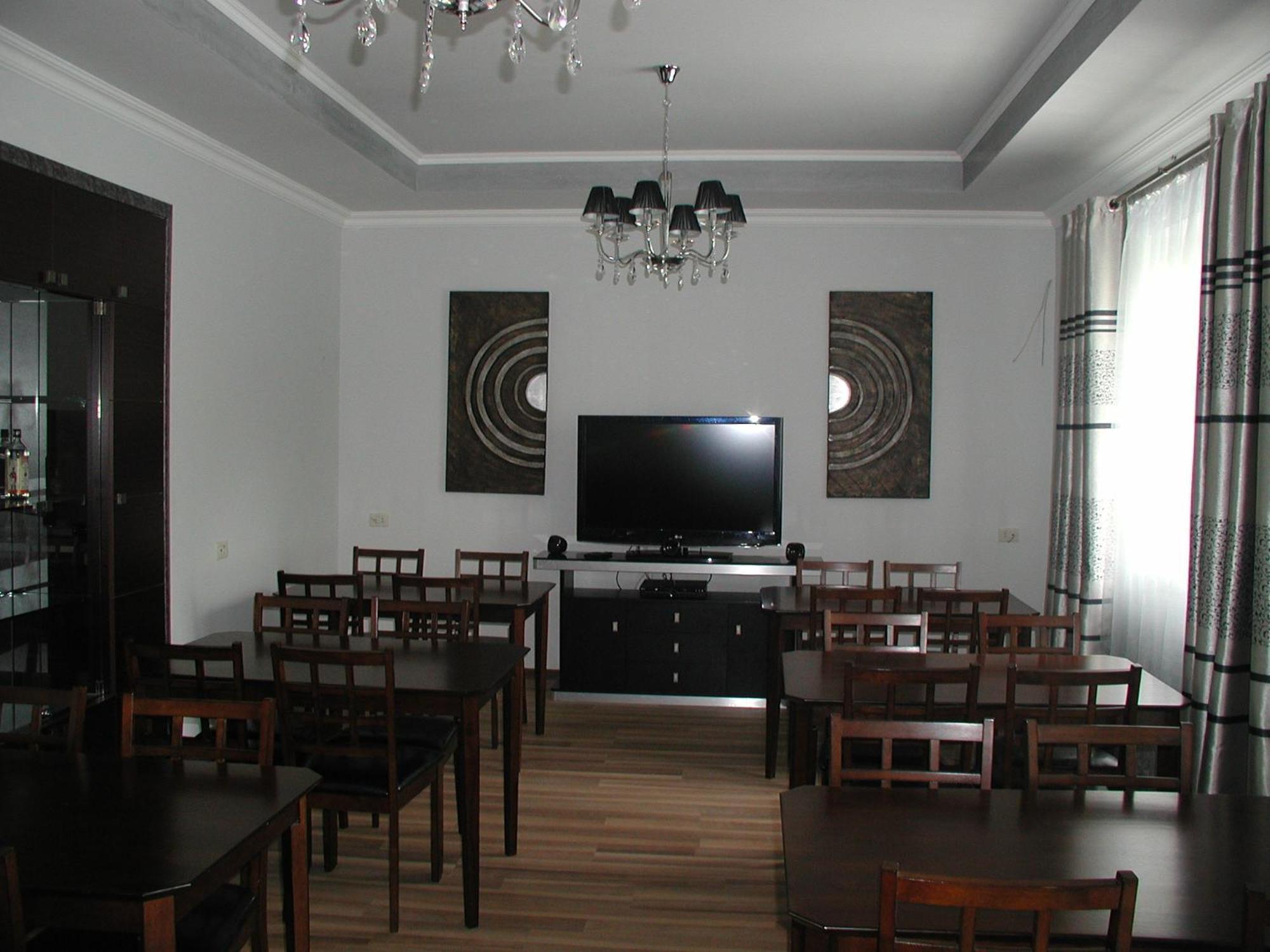 Hotel Grig Єреван Екстер'єр фото